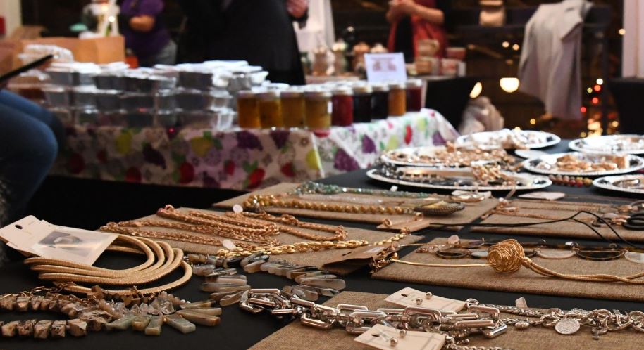 Northern Liberties Hosts Biggest Holiday Weekend Ever with Shopping Stroll and Pop-Up Market