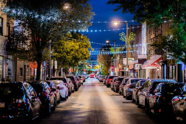 East Passyunk Avenue: The Ideal Holiday Hub for All Gift Givers