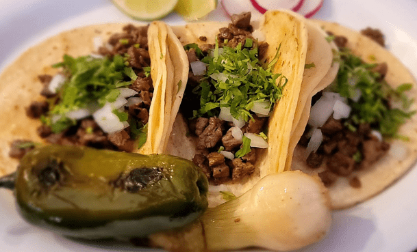 Los Gallos in South Philadelphia Tacos